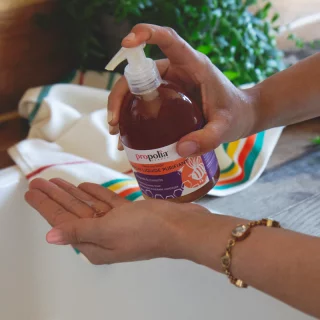 Purifying hand liquid soap 2